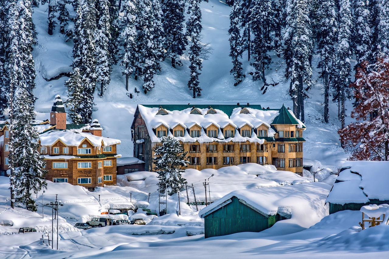 Gulmarg Snow Peaks & Gondola